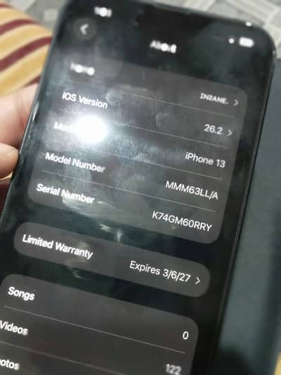 Apple iPhone 13