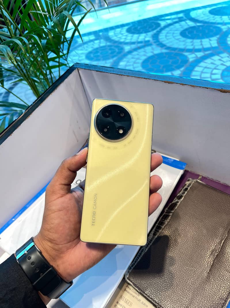 Tecno CAMON 30S 0