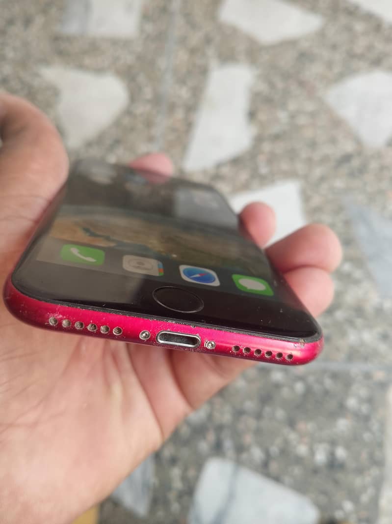 Apple iPhone 8 2