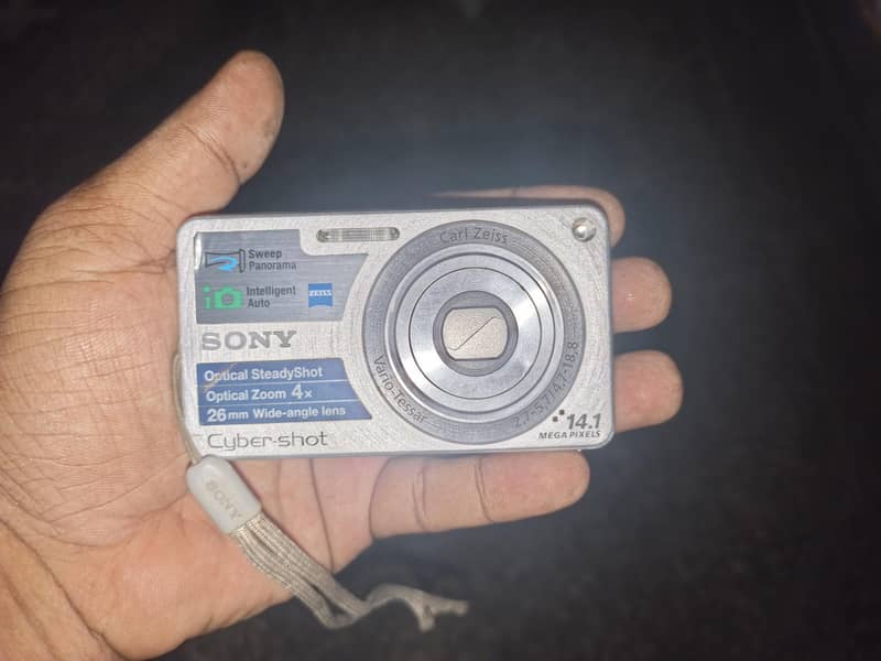 Sony cyber shot camera 1
