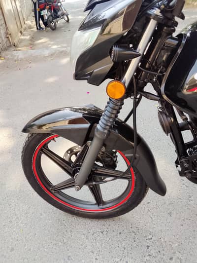 Suzuki GR 150 2021
