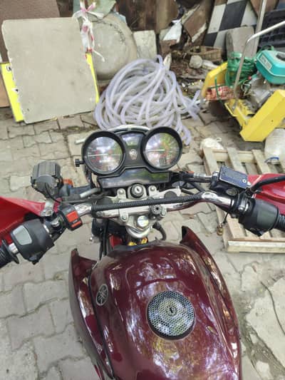 YAMAHA YBR 125 G
