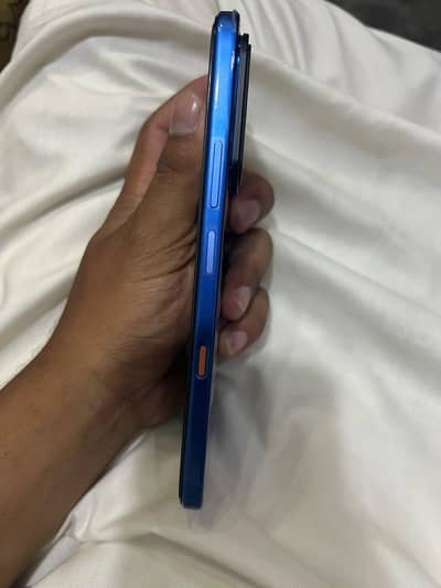 Infinix Hot 70