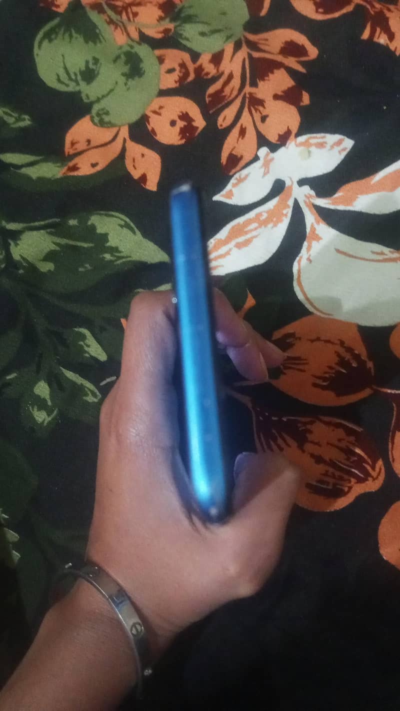 OPPO A16e 4