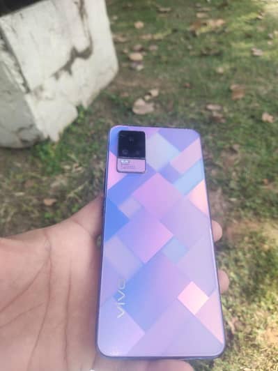 Vivo V21e box