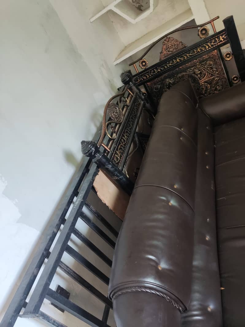 5 seater Sofa 3