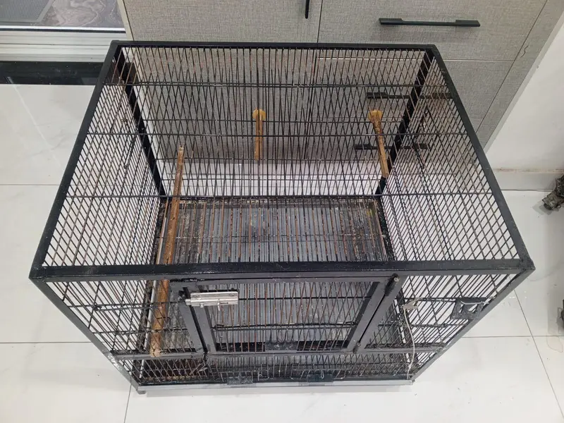 3-Portion Bird Cage for Sale – Used, Good Condition — photo 4