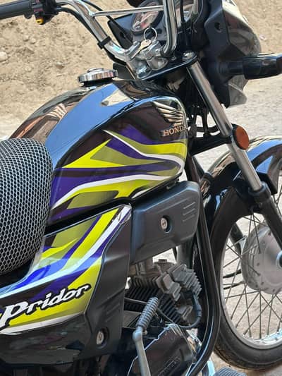 Honda Pridor like New