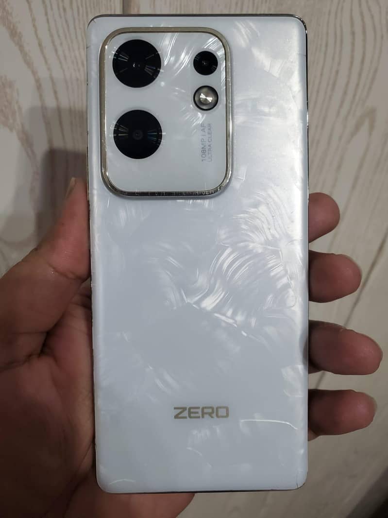 Infinix Zero 30 6