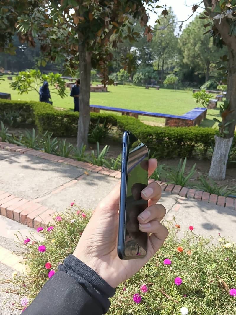 Apple iPhone SE 1