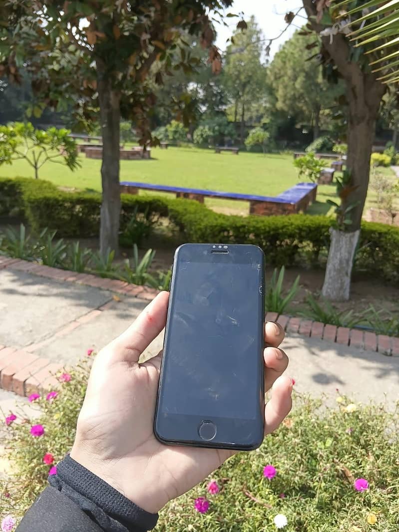 Apple iPhone SE 2