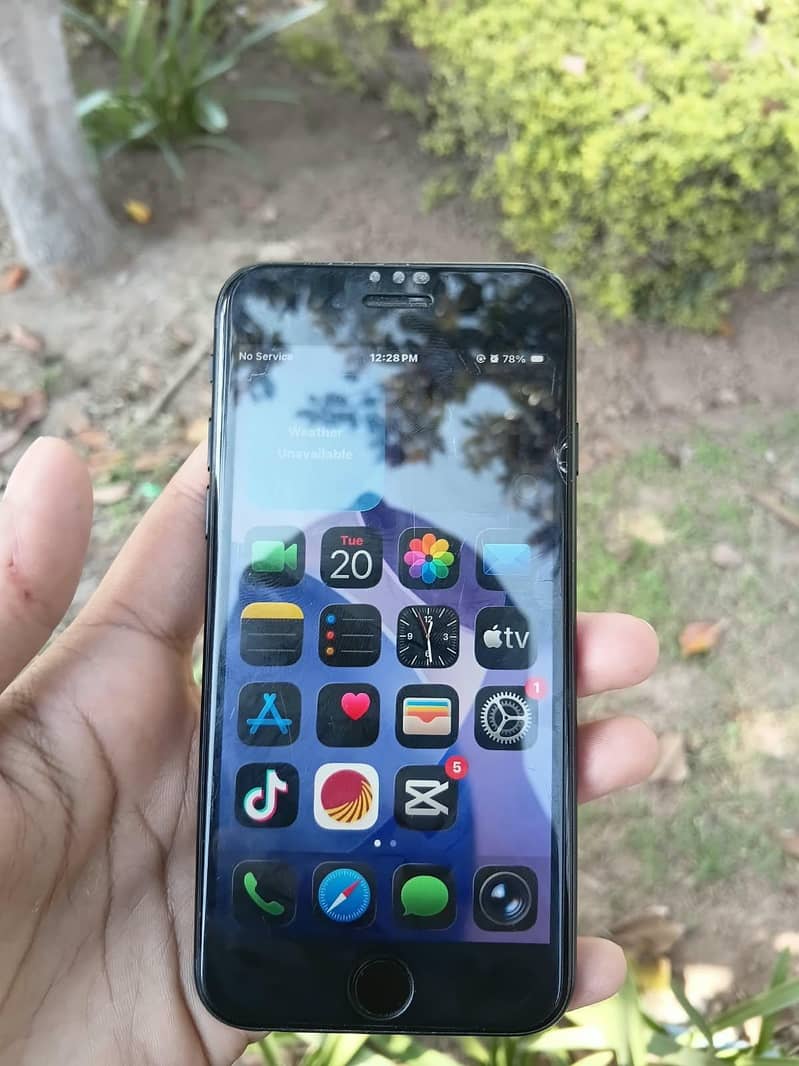 Apple iPhone SE 4