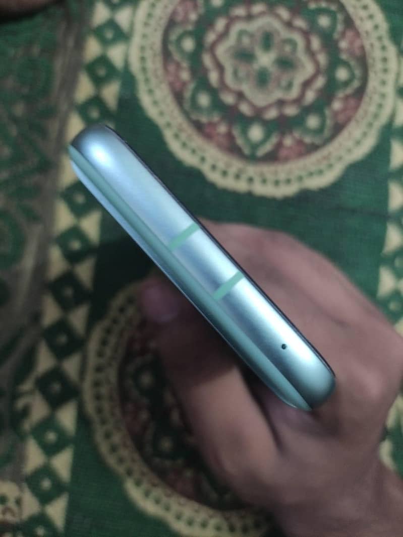 Google Pixel 8a 2