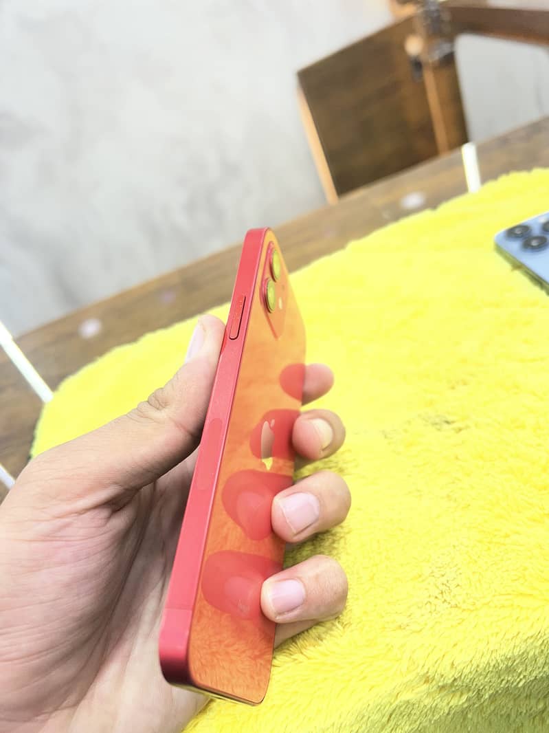 Apple iPhone 12 1