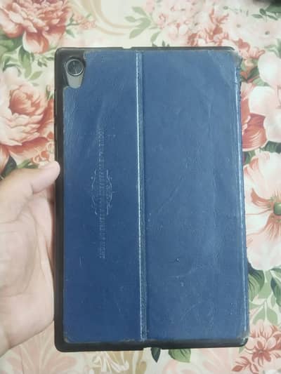 Lenovo tab M10 hd 4/64GB battery 5000mah Sim working all ok with box