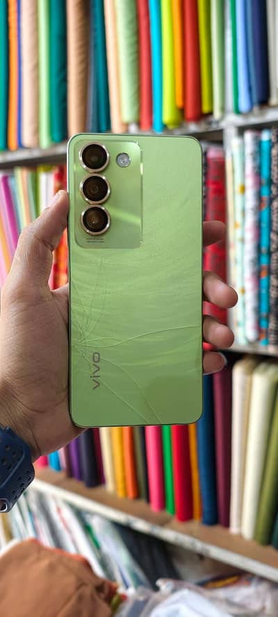 Vivo Y100