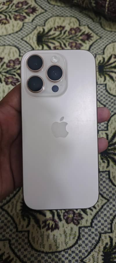 Apple iPhone 16 Pro