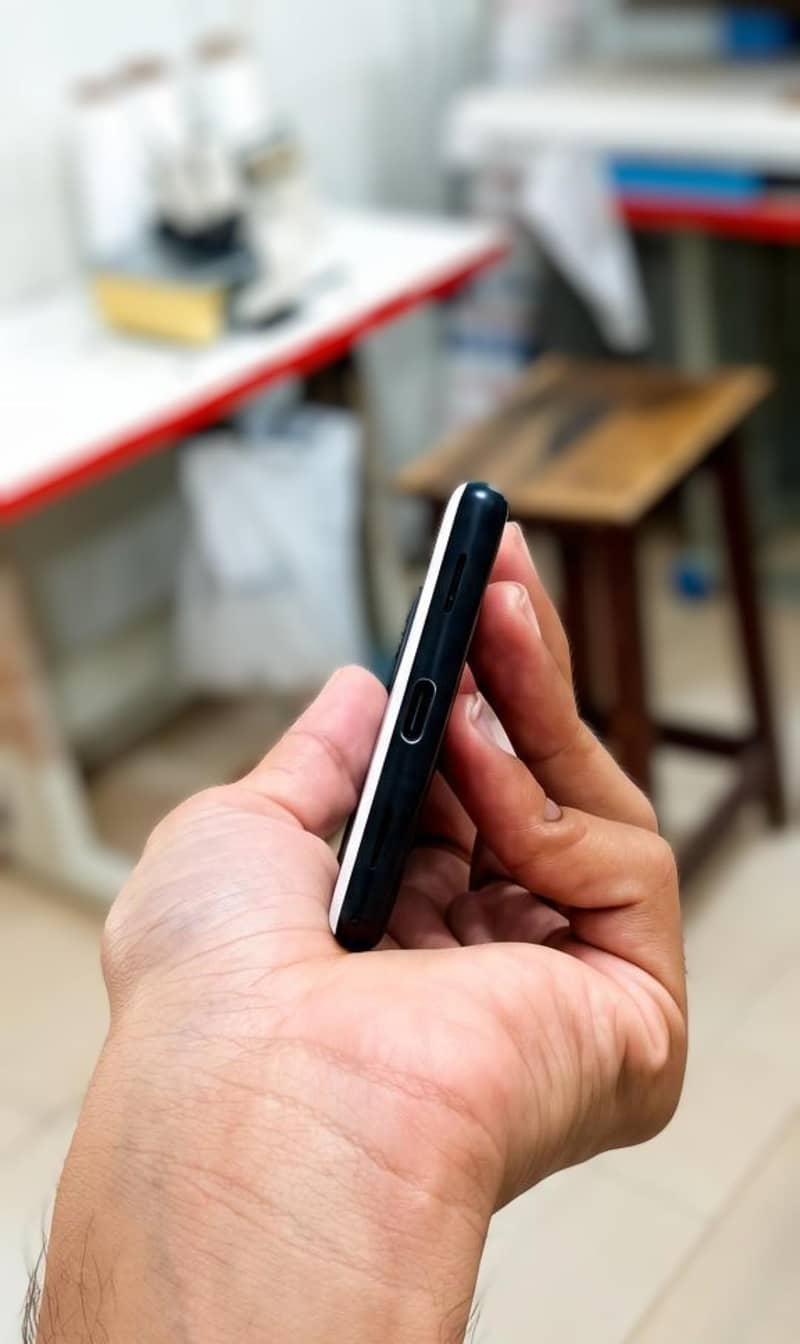 Google Pixel 6a 2