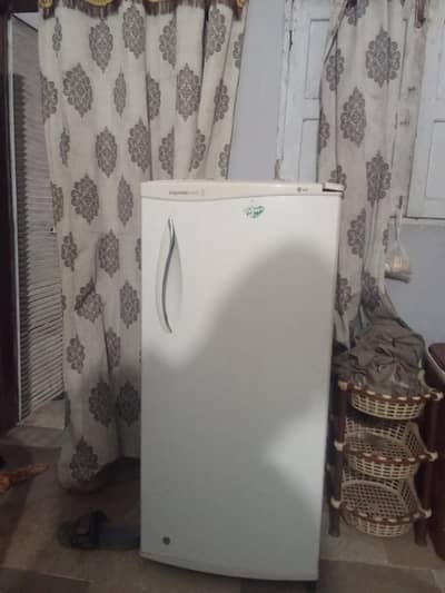 Room freezer