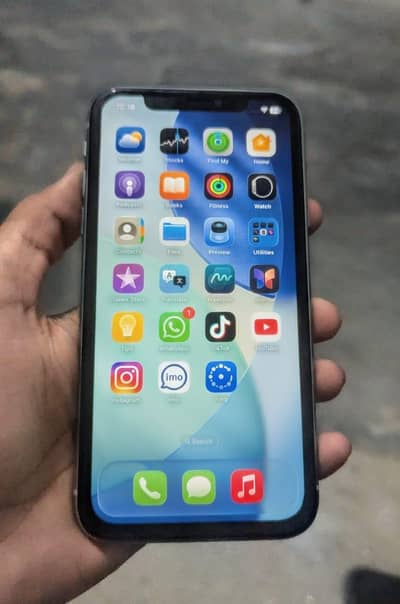 Apple iPhone 11