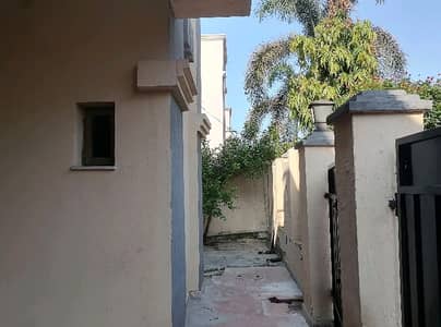 House Of 10 Marla Available In Askari 11 - Sector B