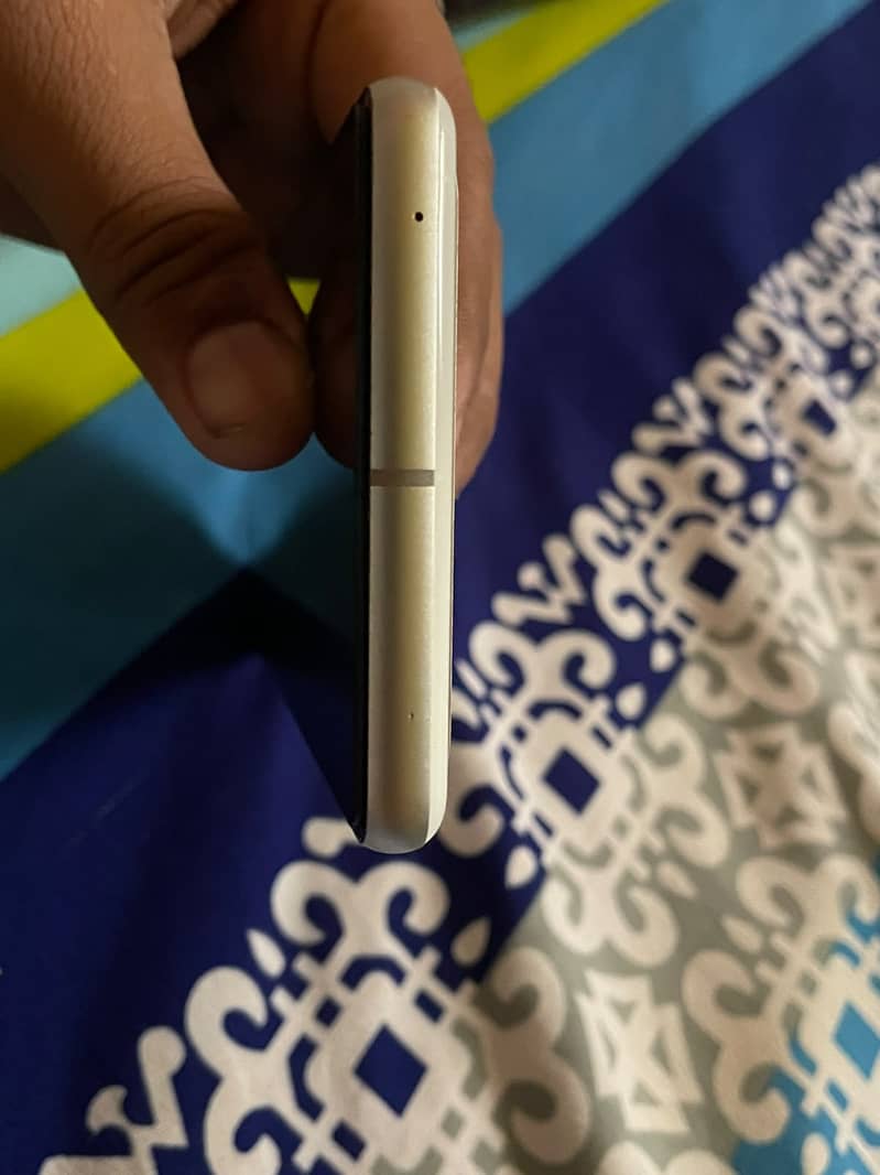 Google Pixel 7 5