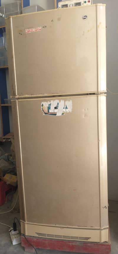 Second hand fridge