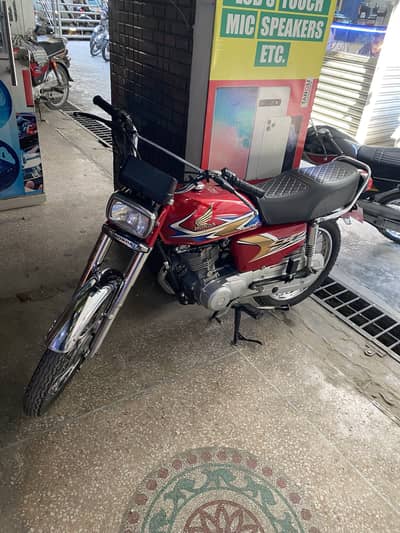 I’m selling my Honda 125 19/20 first owner