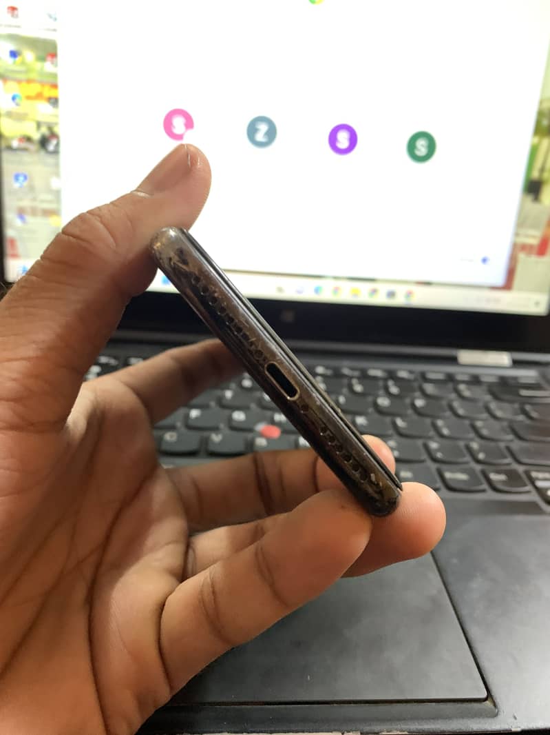 Apple iPhone X 2