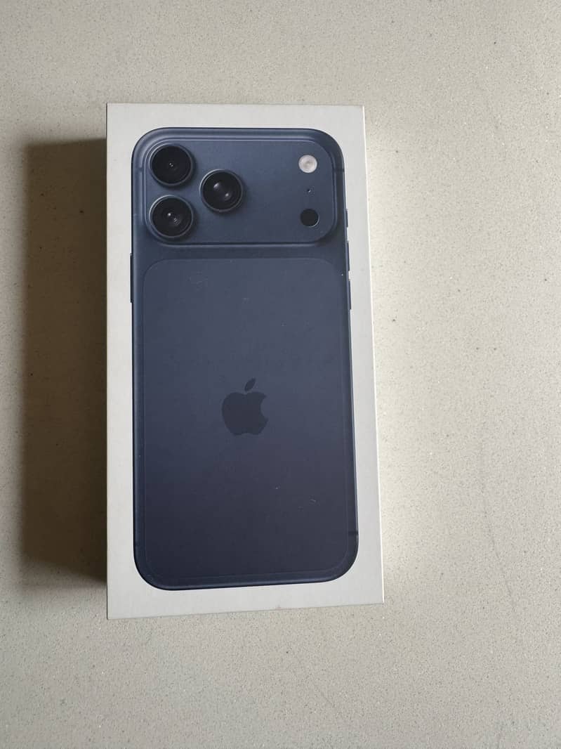 Apple iPhone 17 Pro Max 0
