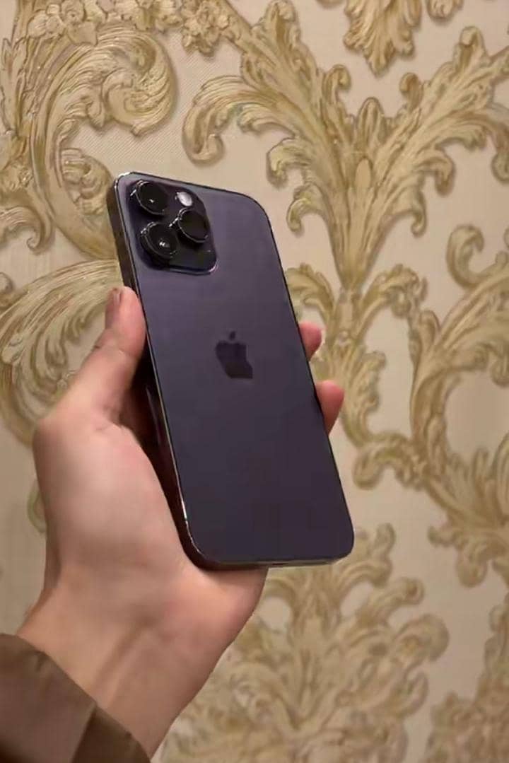Apple iPhone 14 Pro Max 0