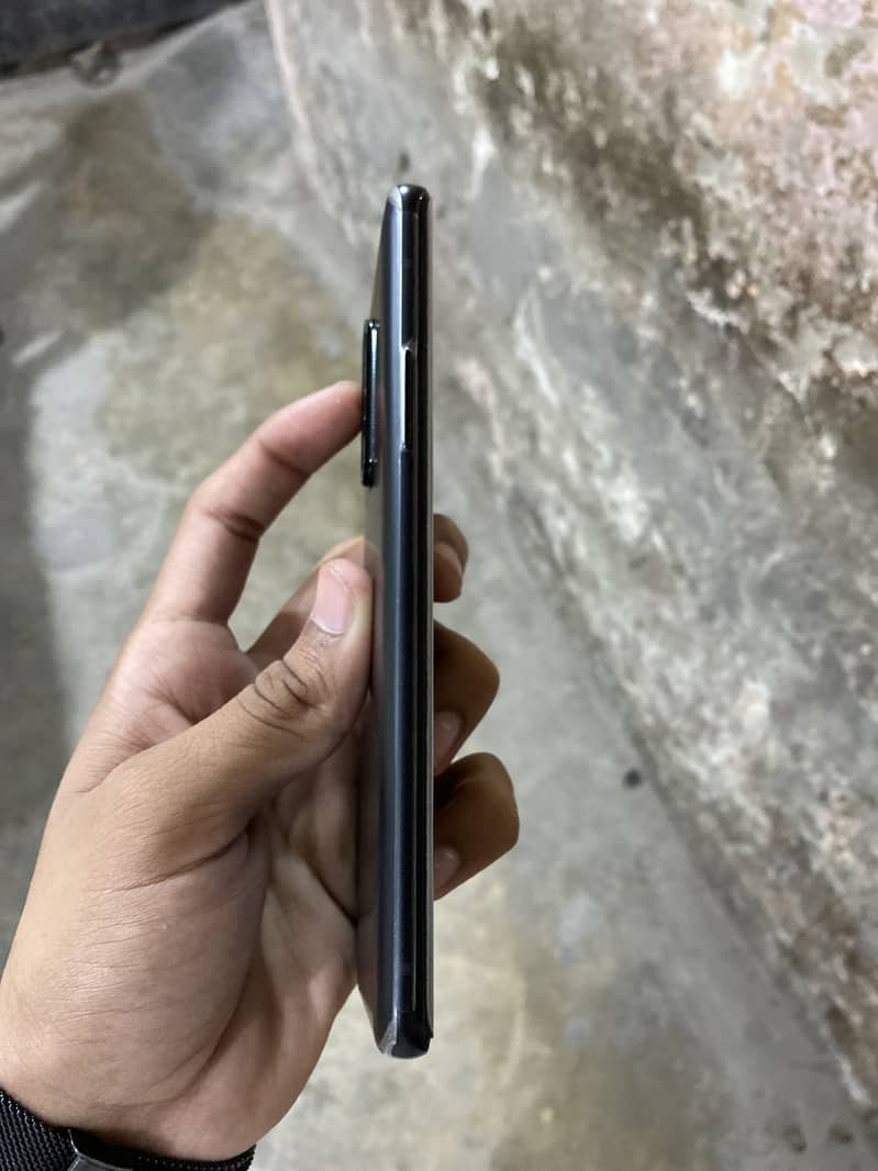 One Plus 8 Pro 3