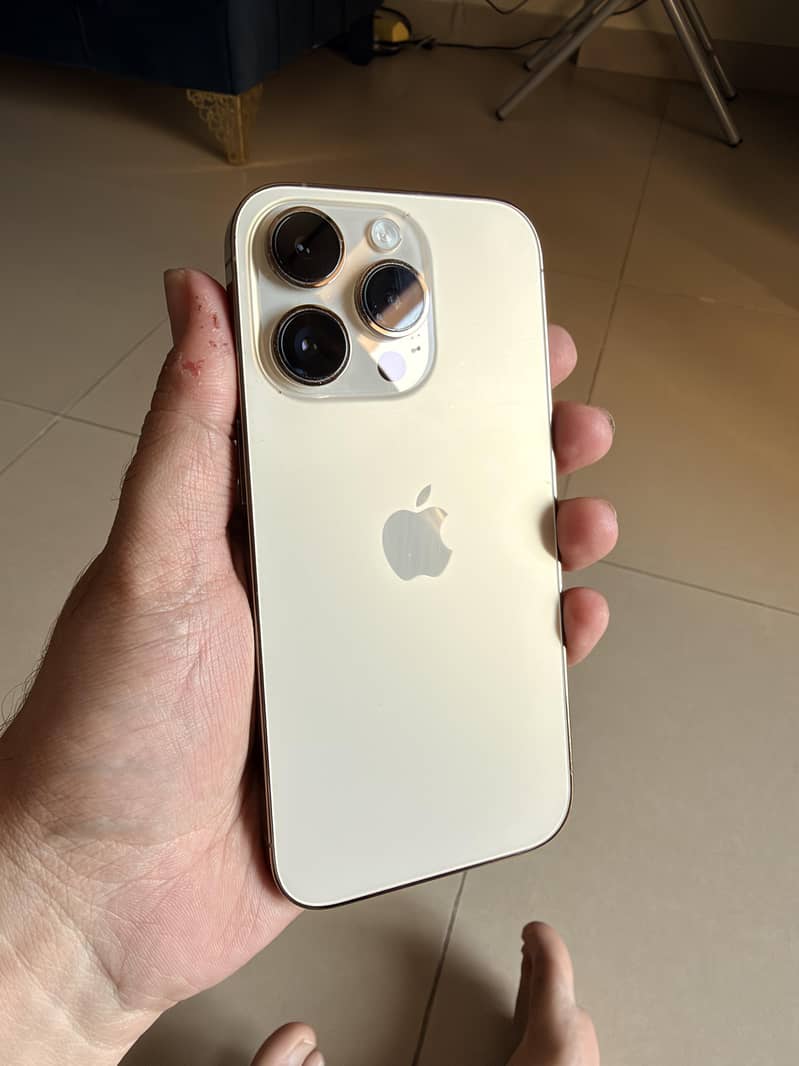 Apple iPhone 14 Pro 4