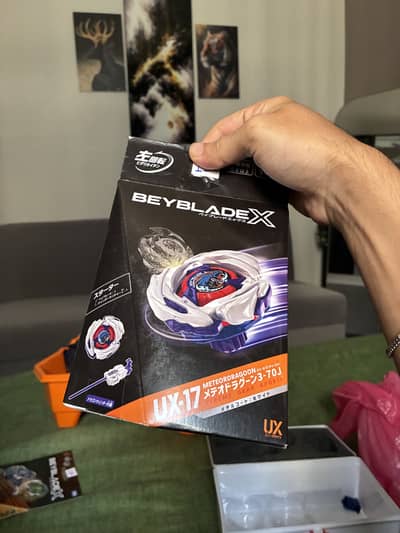 Beyblade x lot stadium box packed
