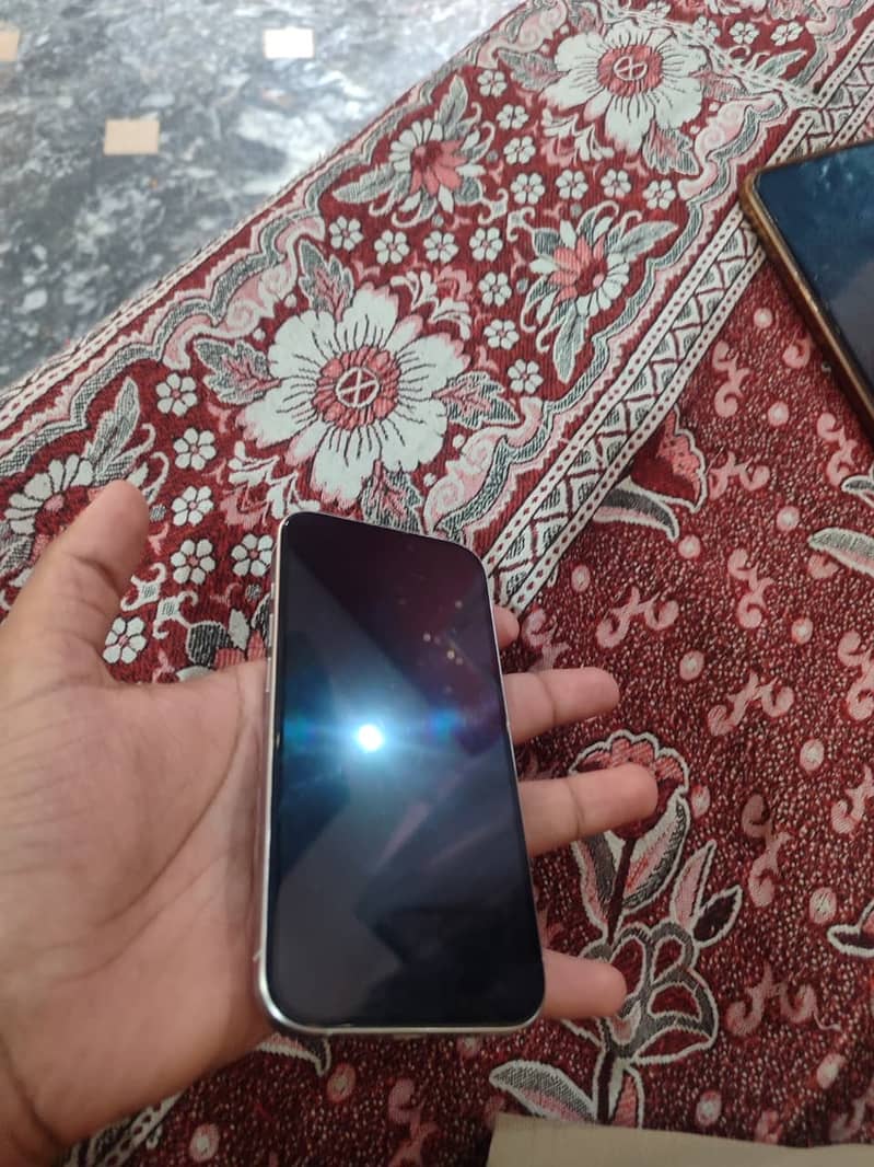 Apple iPhone 15 Pro 1