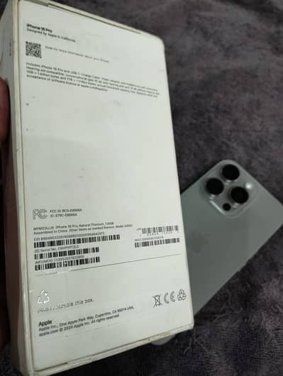 Apple iPhone 16 Pro