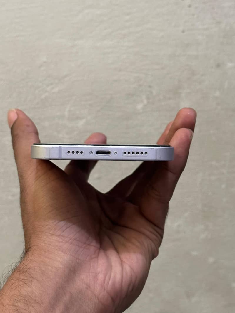Apple iPhone 14 plus 4