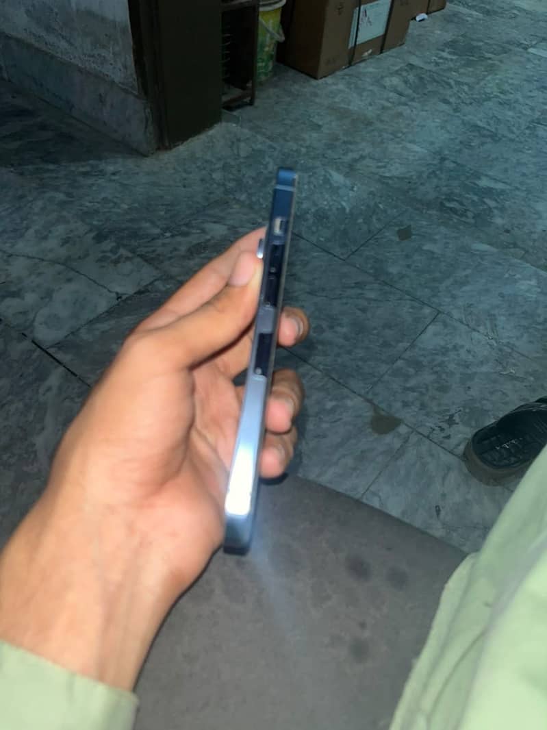 Apple iPhone 13 Pro 3