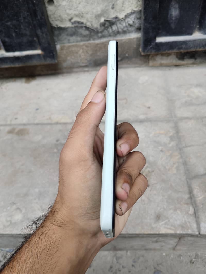 Xiaomi Redmi A1 Plus 3