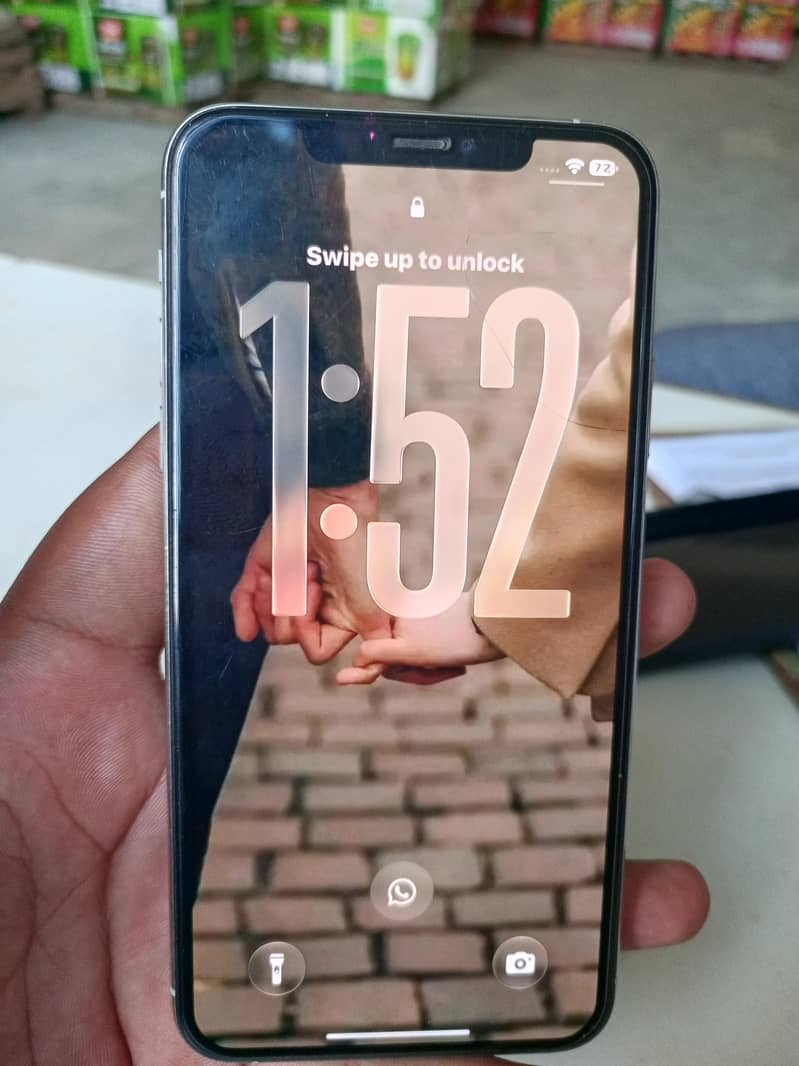 Apple iPhone 11 Pro Max 2