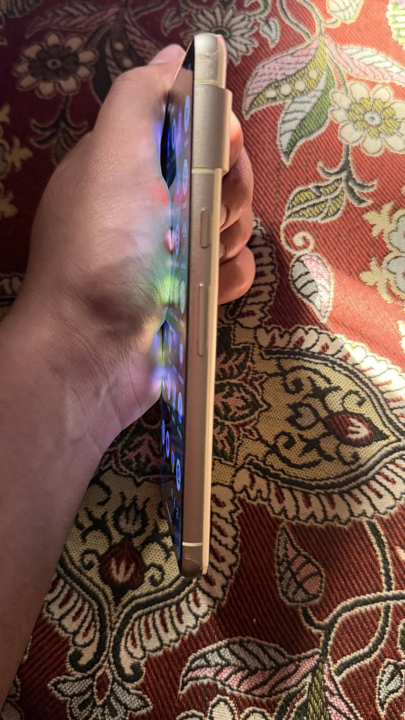 Google Pixel 7 3