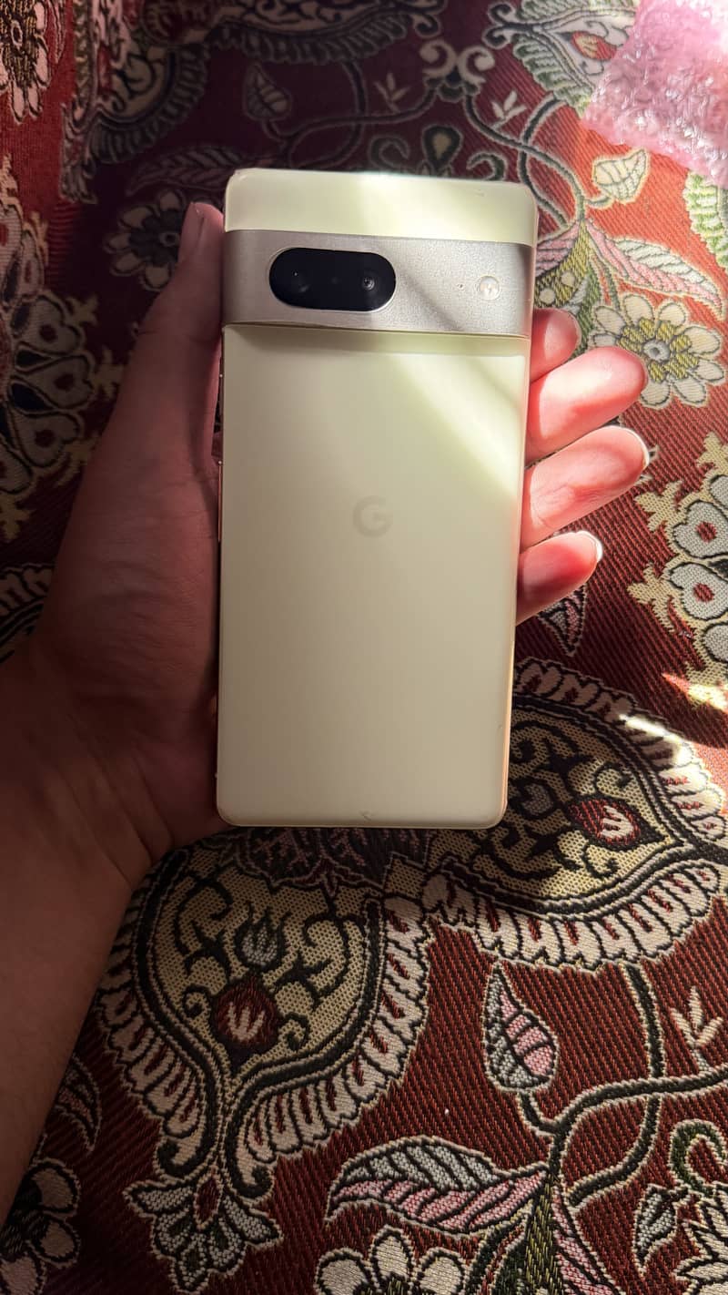 Google Pixel 7 5