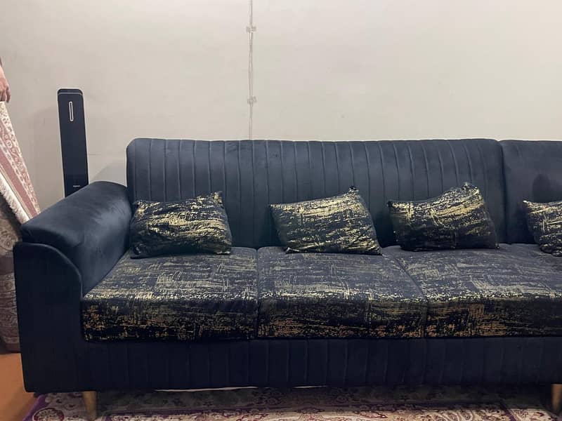L shaped sofa 0