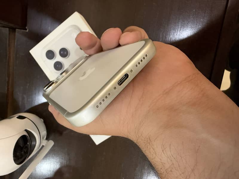 Apple iPhone 17 Pro 3