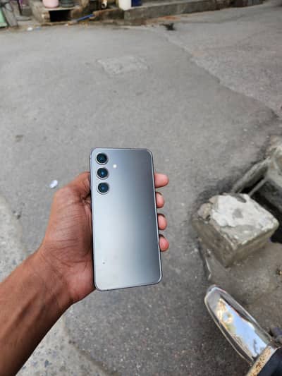 Samsung Mobile S24