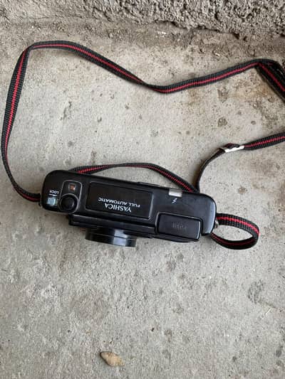 Auto focus camera