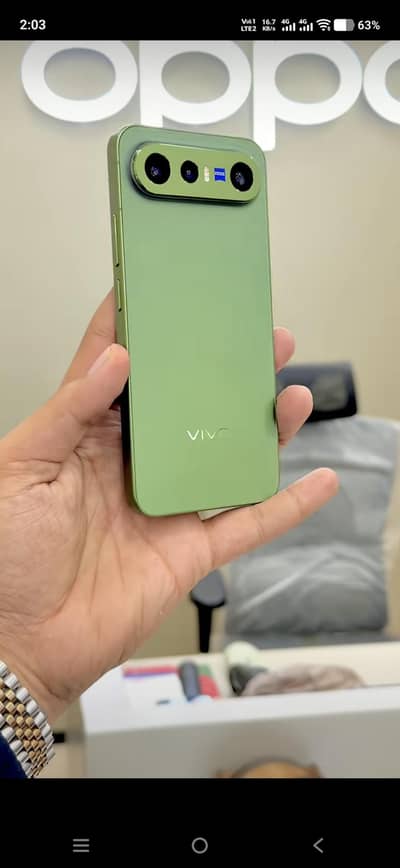 Vivo X300 FE
