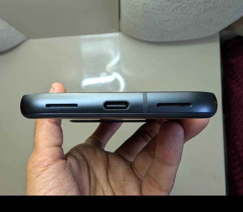 Google Pixel 8a cpeid 4