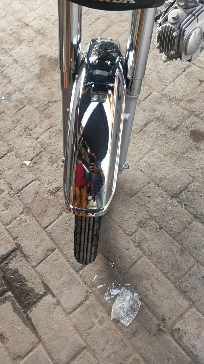 Honda cd70 6