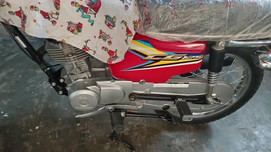 Honda CG 125 2019 Red | Lahore Registered | Engine 100% OK